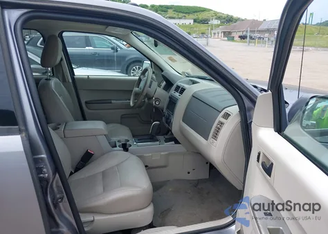 2008 Ford Escape Hybrid from USA, damaged, VIN 1FMCU49H68KC63297